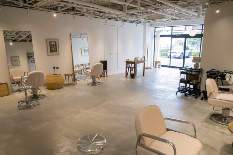 守口市での店舗内装仕上げ工事｜お店の魅力を最大限に引き出す空間づくり